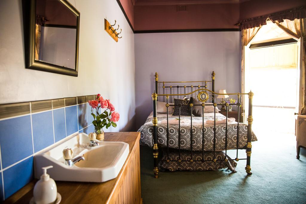 Boorowa Hotel Экстерьер фото